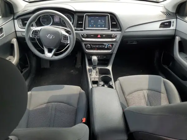 5NPE24AF9KH743255 2019 HYUNDAI SONATA - Image 8