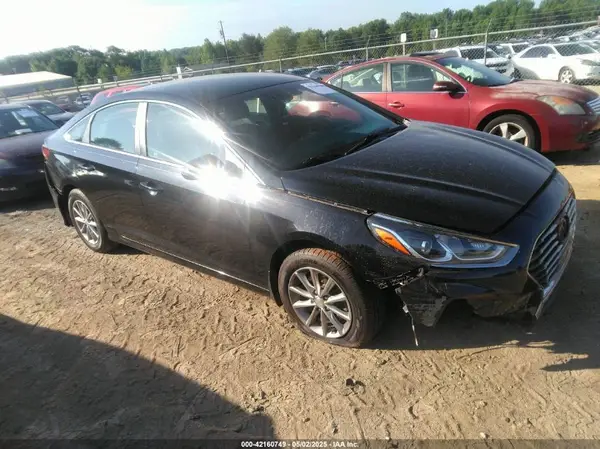 5NPE24AF9KH749086 2019 HYUNDAI SONATA - Image 1