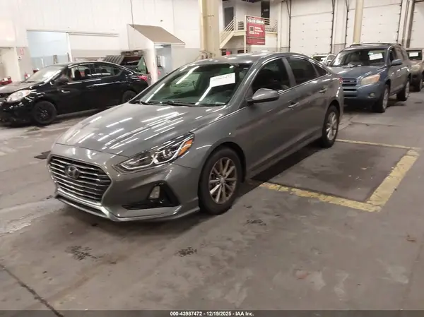 5NPE24AF9KH749427 2019 HYUNDAI SONATA - Image 2