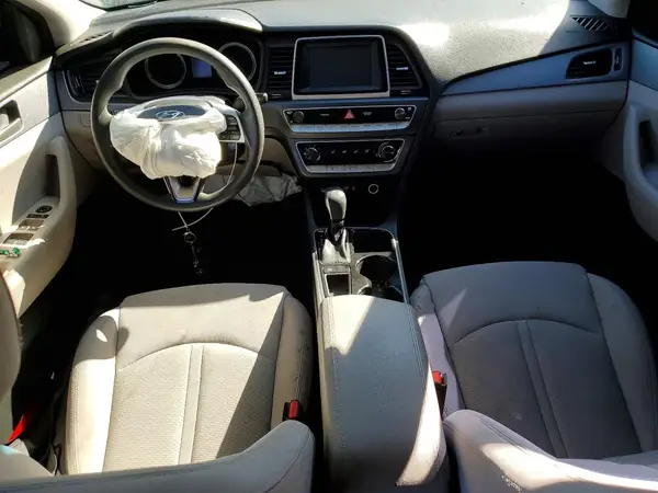 5NPE24AF9KH751257 2019 HYUNDAI SONATA - Image 8