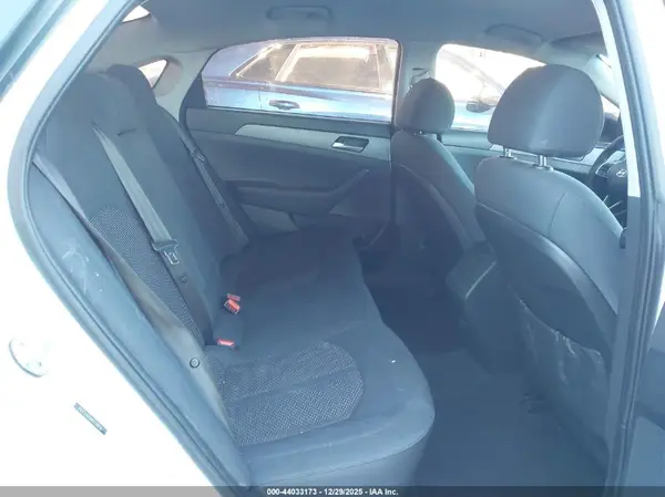 5NPE24AF9KH758516 2019 HYUNDAI SONATA - Image 8