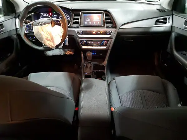 5NPE24AF9KH759942 2019 HYUNDAI SONATA - Image 8
