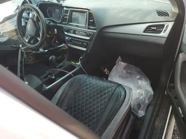 5NPE24AF9KH760038 2019 HYUNDAI SONATA - Image 8