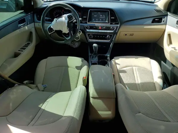 5NPE24AF9KH765675 2019 HYUNDAI SONATA - Image 8