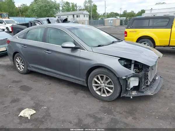 5NPE24AF9KH766504 2019 HYUNDAI SONATA - Image 1