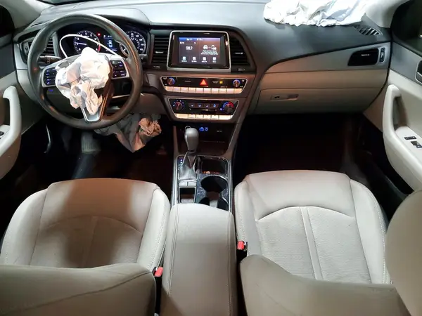 5NPE24AF9KH772769 2019 HYUNDAI SONATA - Image 8