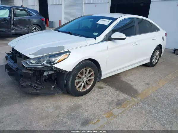 5NPE24AF9KH774070 2019 HYUNDAI SONATA - Image 2
