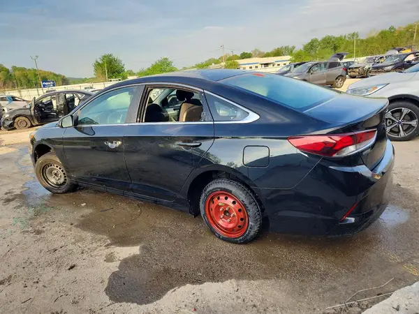 5NPE24AF9KH776398 2019 HYUNDAI SONATA - Image 2