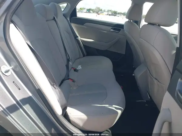5NPE24AF9KH781696 2019 HYUNDAI SONATA - Image 8