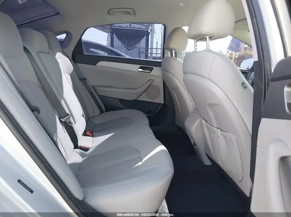 5NPE24AF9KH782458 2019 HYUNDAI SONATA - Image 8