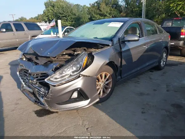 5NPE24AF9KH785196 2019 HYUNDAI SONATA - Image 2
