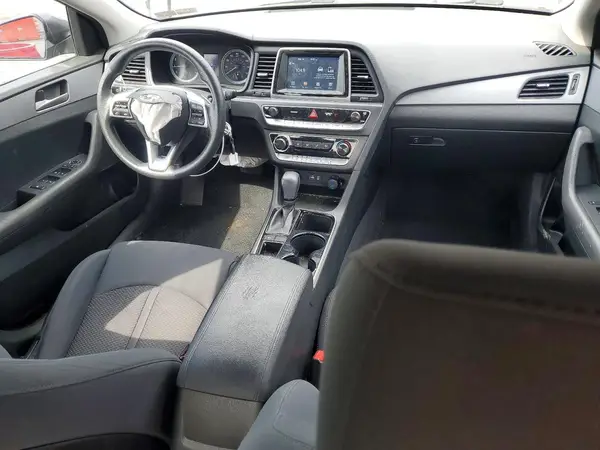 5NPE24AF9KH788633 2019 HYUNDAI SONATA - Image 8