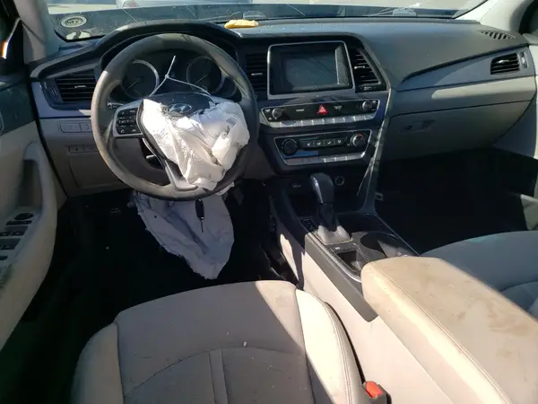 5NPE24AF9KH793198 2019 HYUNDAI SONATA - Image 8