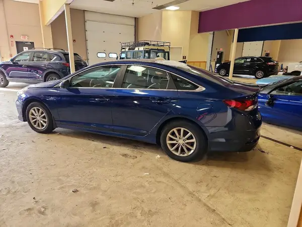 5NPE24AF9KH811246 2019 HYUNDAI SONATA - Image 2