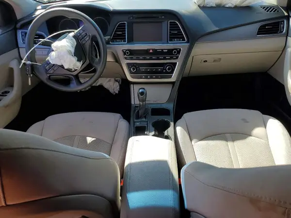 5NPE24AFXGH261014 2016 HYUNDAI SONATA - Image 8