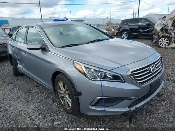 5NPE24AFXGH267444 2016 HYUNDAI SONATA - Image 1