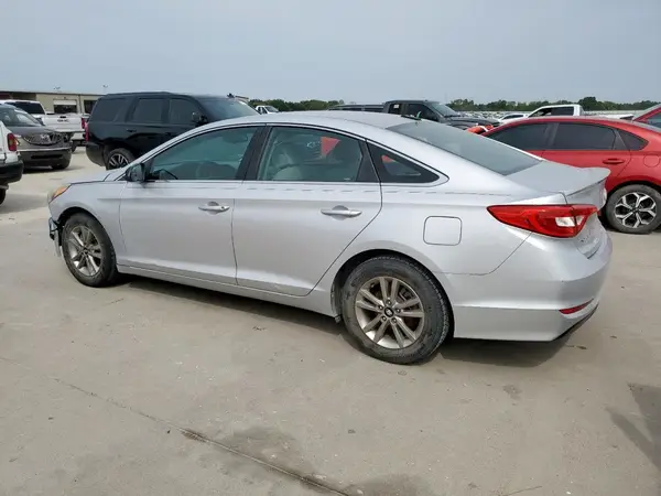5NPE24AFXGH268352 2016 HYUNDAI SONATA - Image 2