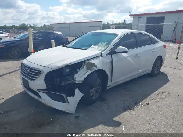 5NPE24AFXGH270571 2016 HYUNDAI SONATA - Image 2