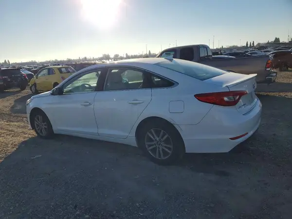 5NPE24AFXGH279593 2016 HYUNDAI SONATA - Image 2