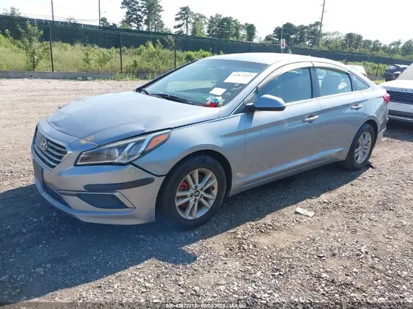 5NPE24AFXGH279982 2016 HYUNDAI SONATA - Image 2