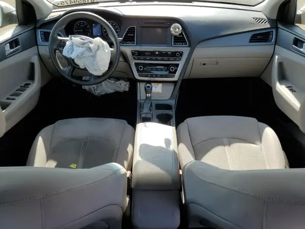 5NPE24AFXGH284261 2016 HYUNDAI SONATA - Image 8