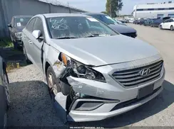 5NPE24AFXGH284809 2016 HYUNDAI SONATA