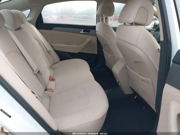 5NPE24AFXGH285720 2016 HYUNDAI SONATA - Image 8