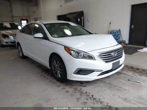 5NPE24AFXGH293008 2016 HYUNDAI SONATA - Image 1