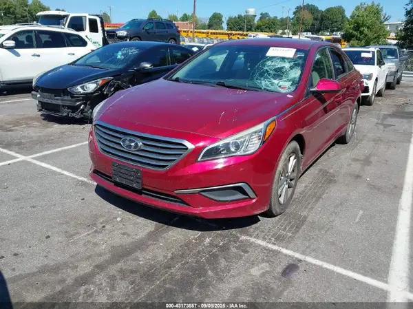 5NPE24AFXGH293610 2016 HYUNDAI SONATA - Image 2