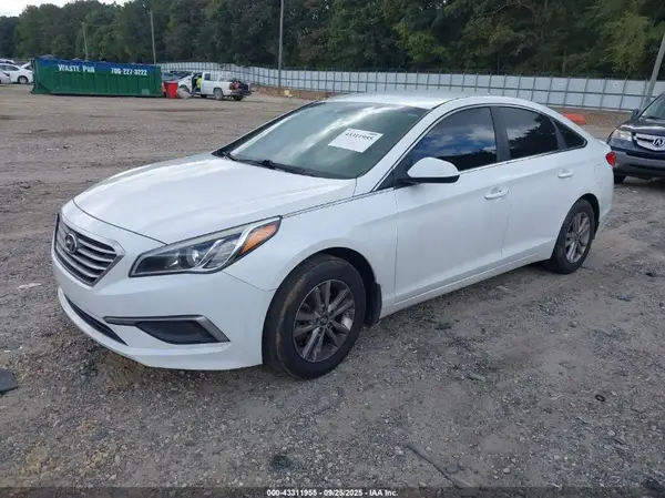 5NPE24AFXGH301429 2016 HYUNDAI SONATA - Image 2