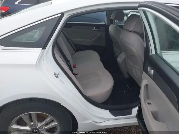 5NPE24AFXGH305545 2016 HYUNDAI SONATA - Image 8