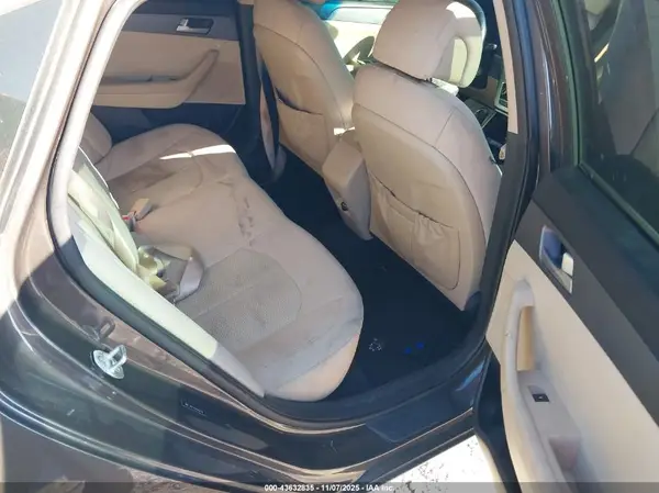 5NPE24AFXGH306579 2016 HYUNDAI SONATA - Image 8