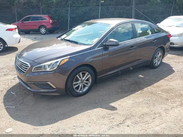 5NPE24AFXGH309403 2016 HYUNDAI SONATA - Image 2