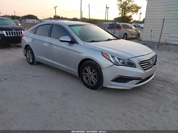 5NPE24AFXGH309594 2016 HYUNDAI SONATA - Image 1