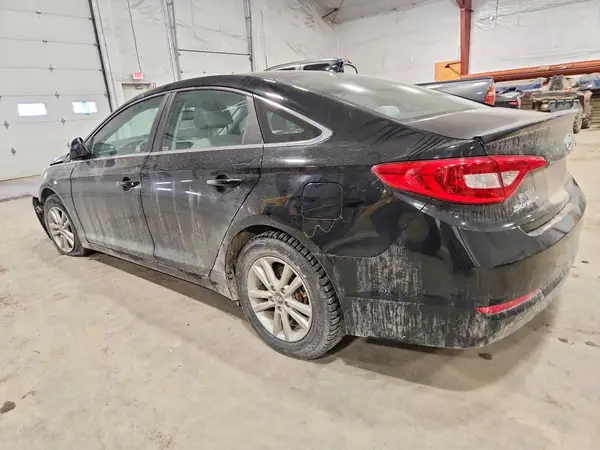 5NPE24AFXGH311863 2016 HYUNDAI SONATA - Image 2