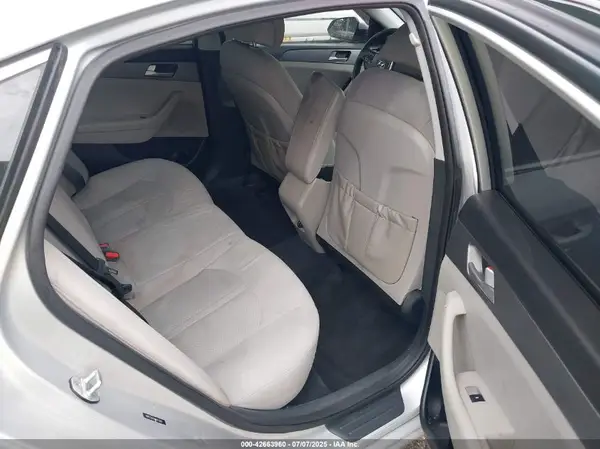 5NPE24AFXGH313001 2016 HYUNDAI SONATA - Image 8