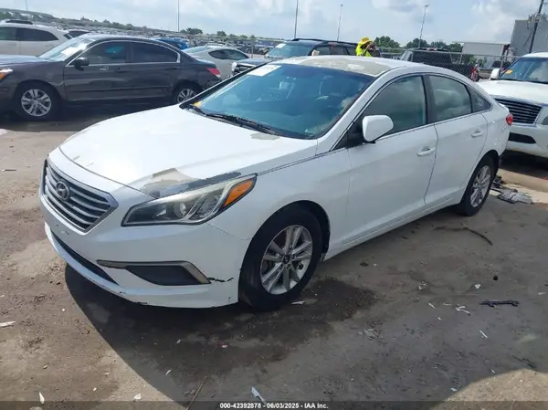 5NPE24AFXGH313452 2016 HYUNDAI SONATA - Image 2