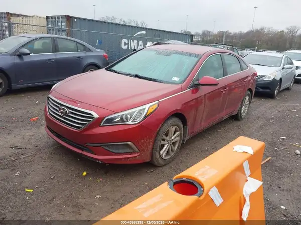 5NPE24AFXGH313886 2016 HYUNDAI SONATA - Image 2