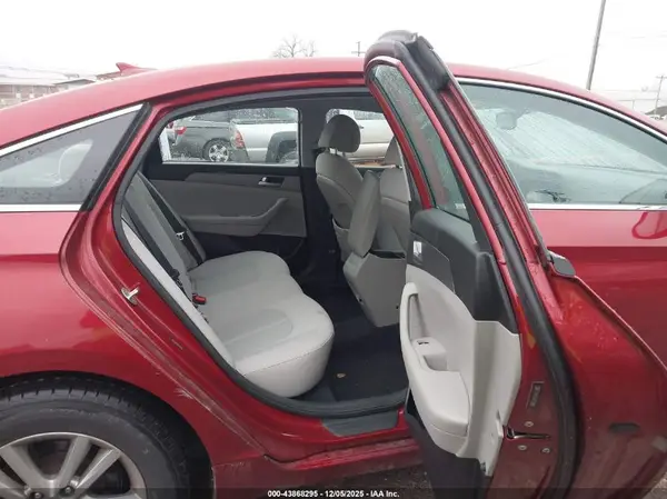 5NPE24AFXGH313886 2016 HYUNDAI SONATA - Image 8
