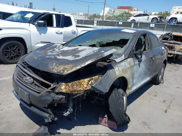 5NPE24AFXGH313936 2016 HYUNDAI SONATA - Image 2