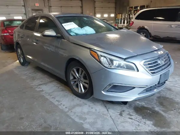 5NPE24AFXGH318392 2016 HYUNDAI SONATA - Image 1