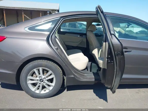 5NPE24AFXGH327299 2016 HYUNDAI SONATA - Image 8