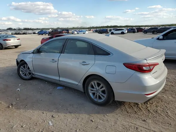 5NPE24AFXGH327982 2016 HYUNDAI SONATA - Image 2