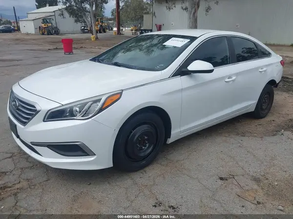 5NPE24AFXGH336150 2016 HYUNDAI SONATA - Image 2