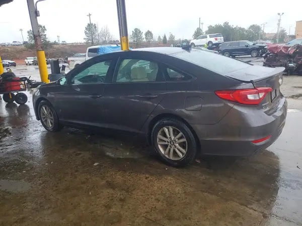 5NPE24AFXGH336228 2016 HYUNDAI SONATA - Image 2