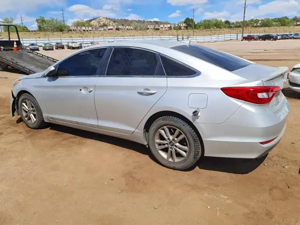 5NPE24AFXGH340182 2016 HYUNDAI SONATA - Image 2