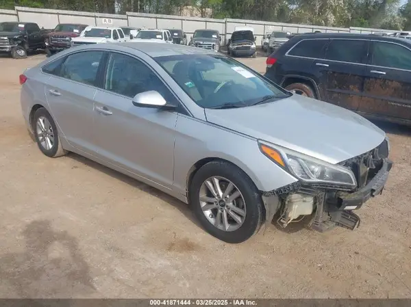 5NPE24AFXGH342238 2016 HYUNDAI SONATA - Image 1