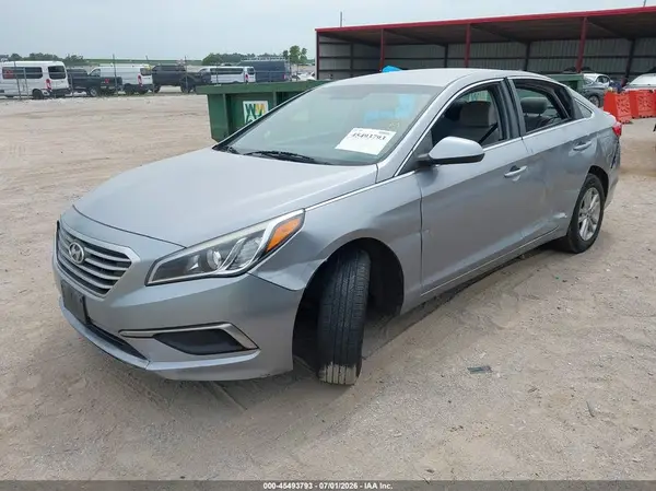 5NPE24AFXGH344569 2016 HYUNDAI SONATA - Image 2