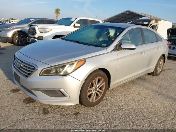 5NPE24AFXGH345737 2016 HYUNDAI SONATA - Image 2