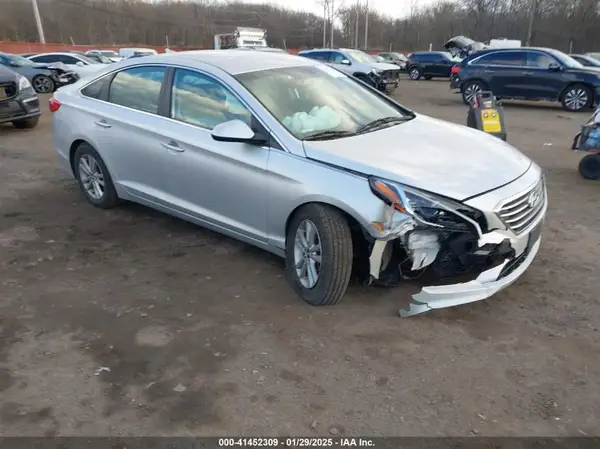 5NPE24AFXGH347813 2016 HYUNDAI SONATA - Image 1